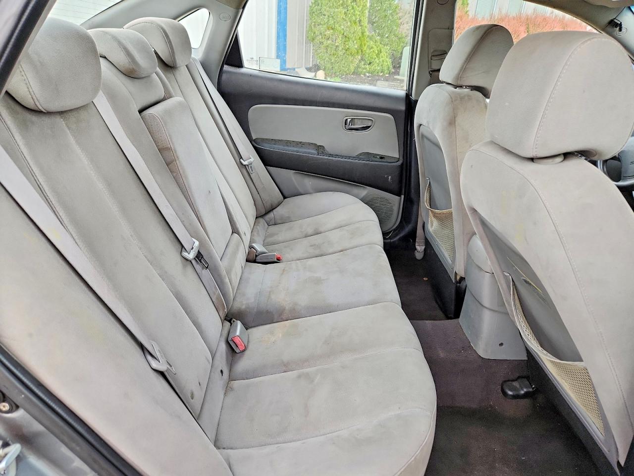 2010 HYUNDAI ELANTRA GLS photo 19