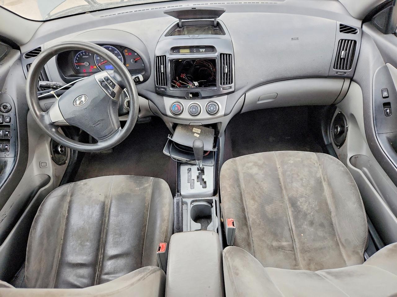 2010 HYUNDAI ELANTRA GLS photo 15