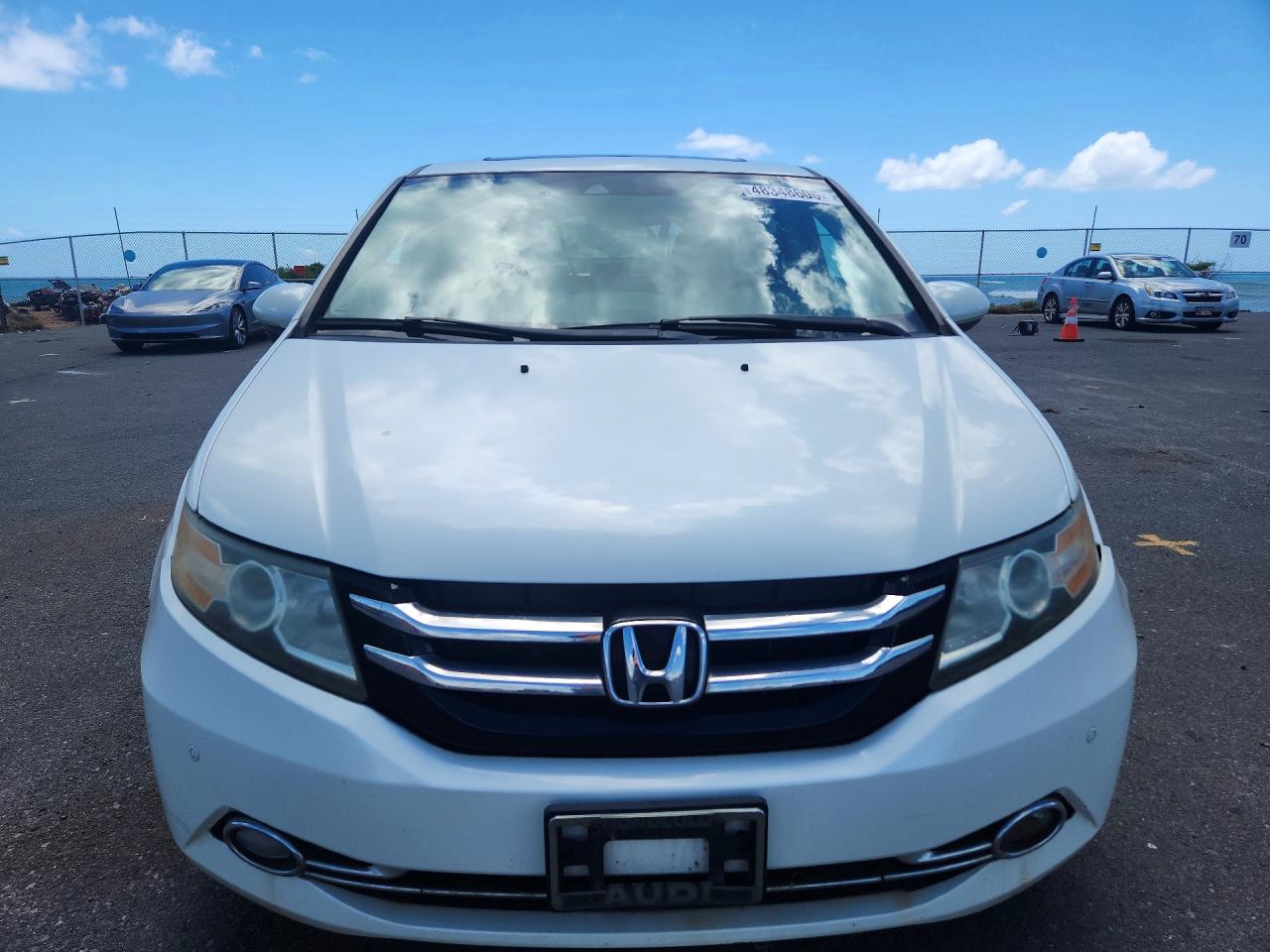 2014 HONDA ODYSSEY TOURING photo 9
