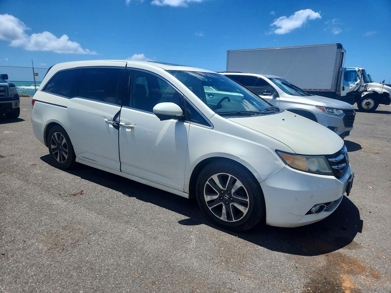 2014 HONDA ODYSSEY TOURING photo 7