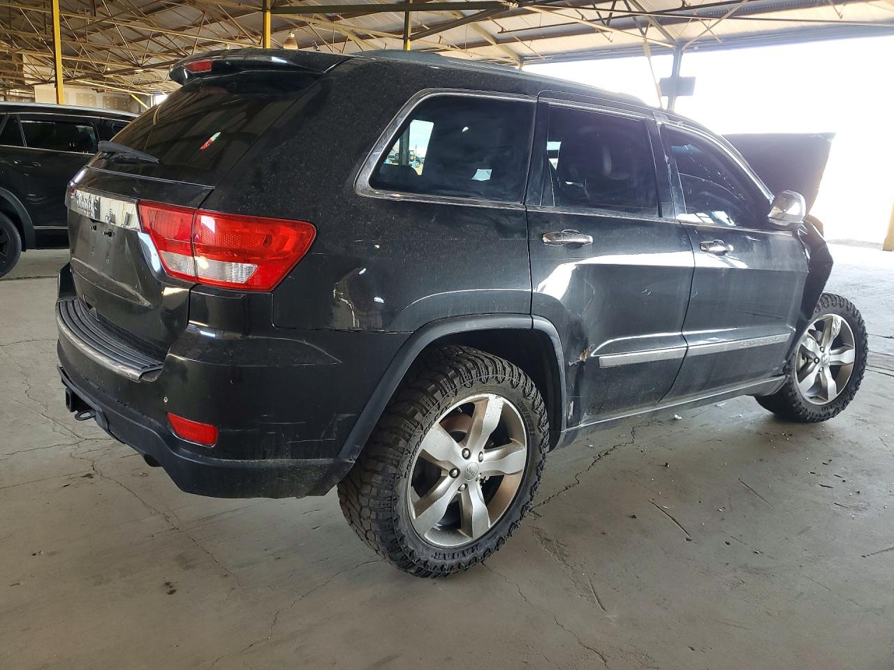 2012 JEEP GRAND CHEROKEE LIMITED photo 3