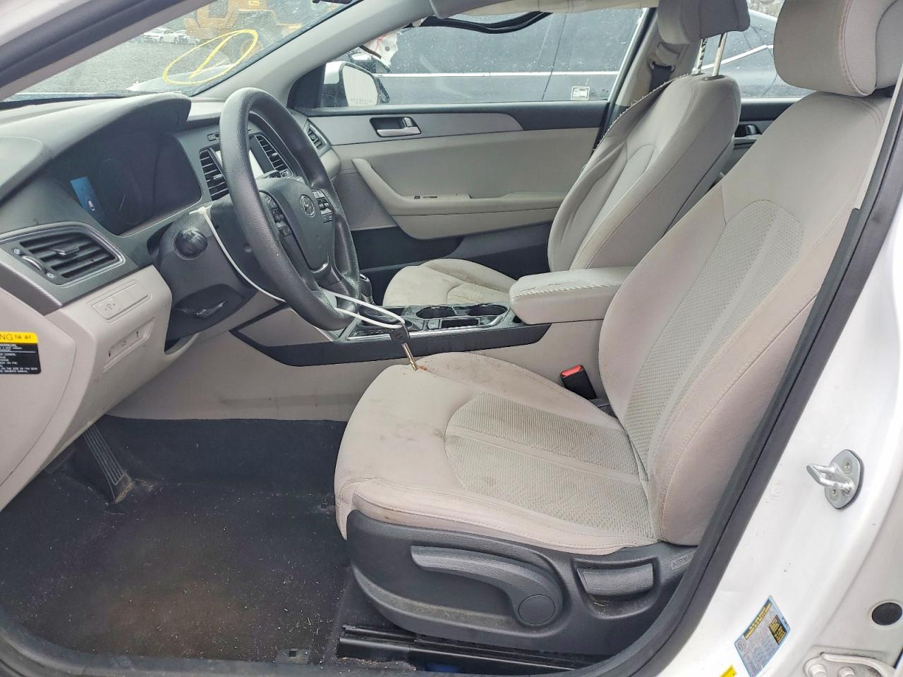 2016 HYUNDAI SONATA SE photo 19