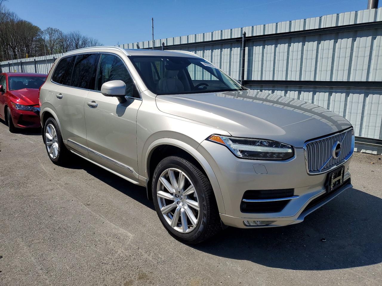 2016 VOLVO XC90 T6 photo 7