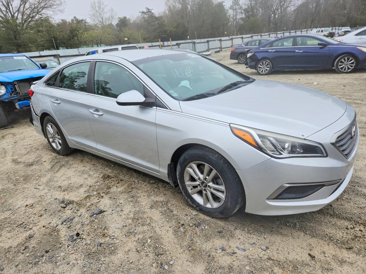 2017 HYUNDAI SONATA BASE photo 10