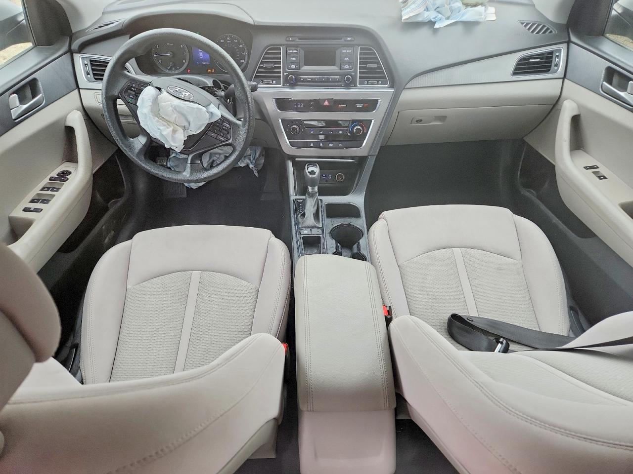 2017 HYUNDAI SONATA BASE photo 22