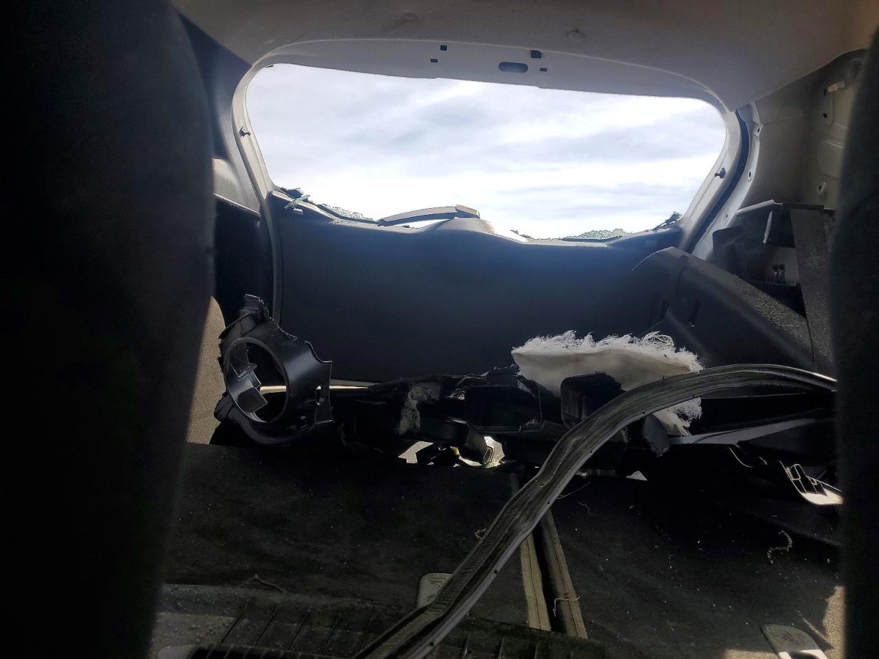 2019 NISSAN KICKS SV photo 19