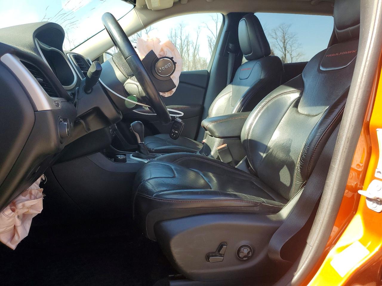 2016 JEEP CHEROKEE TRAILHAWK photo 19