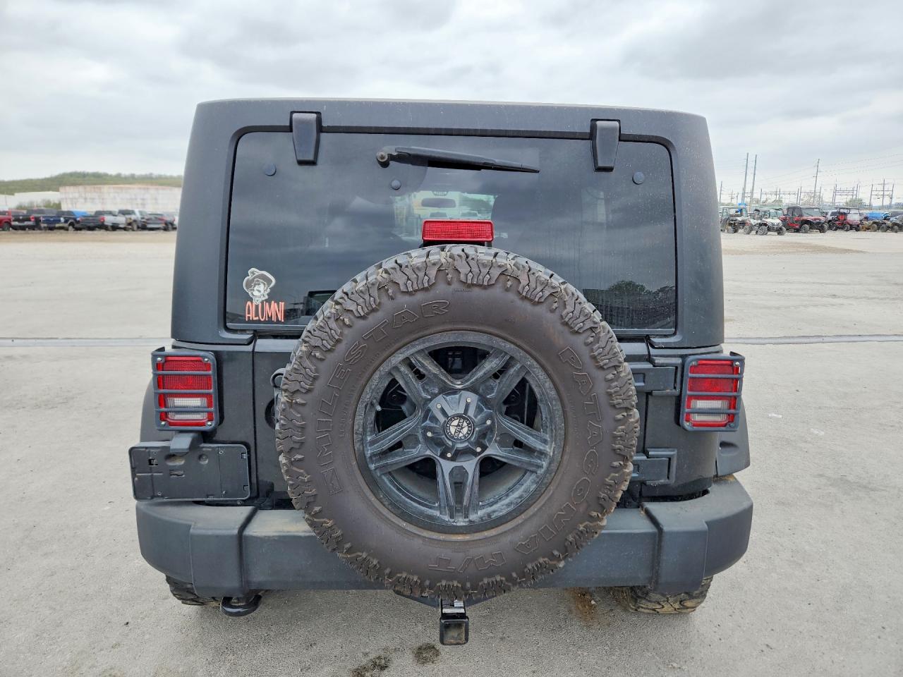 2012 JEEP WRANGLER UNLIMITED SPORT photo 11