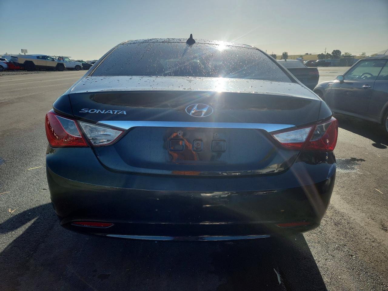 2013 HYUNDAI SONATA GLS photo 16