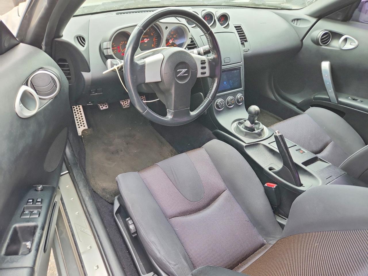 2004 NISSAN 350Z BASE photo 8