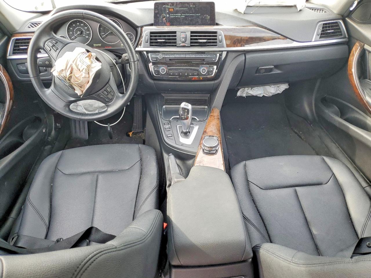 2016 BMW 320 I photo 22