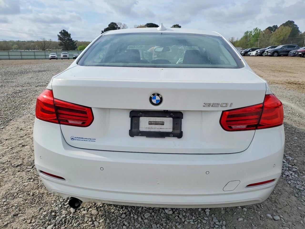 2016 BMW 320 I photo 16