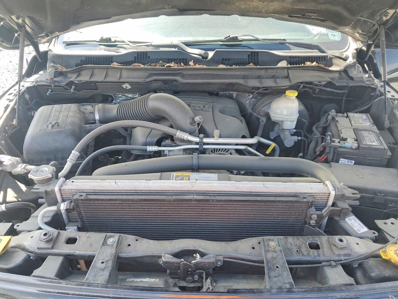 2016 RAM 1500 ST photo 21