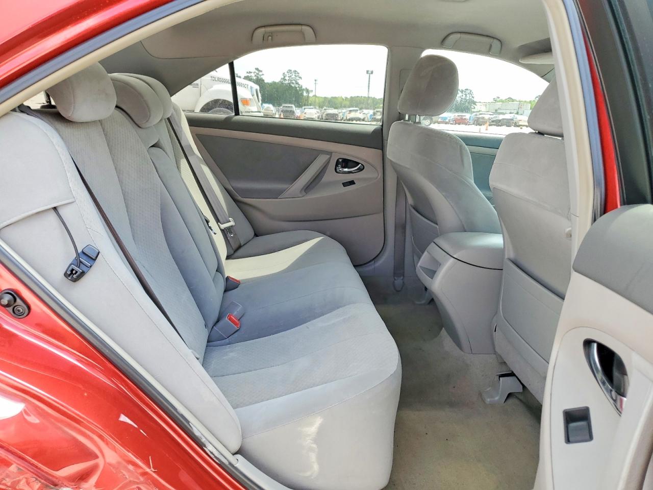 2009 TOYOTA CAMRY LE photo 19
