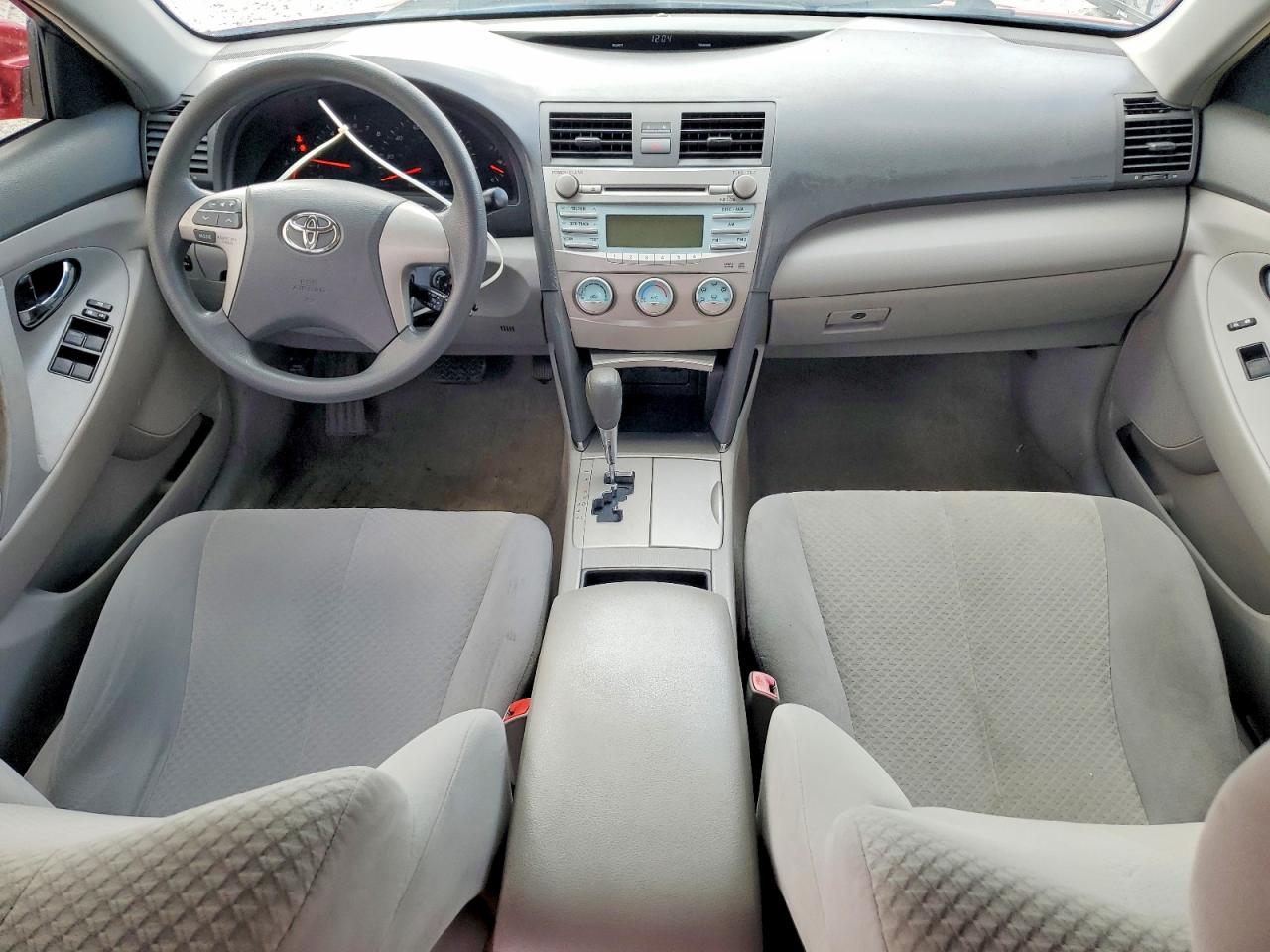 2009 TOYOTA CAMRY LE photo 15