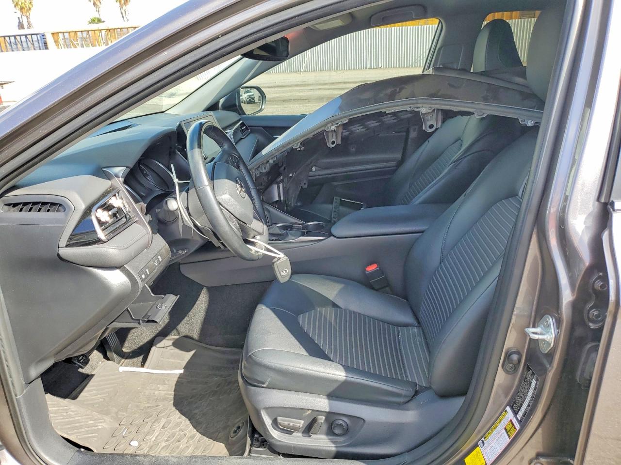 2023 TOYOTA CAMRY SE photo 7