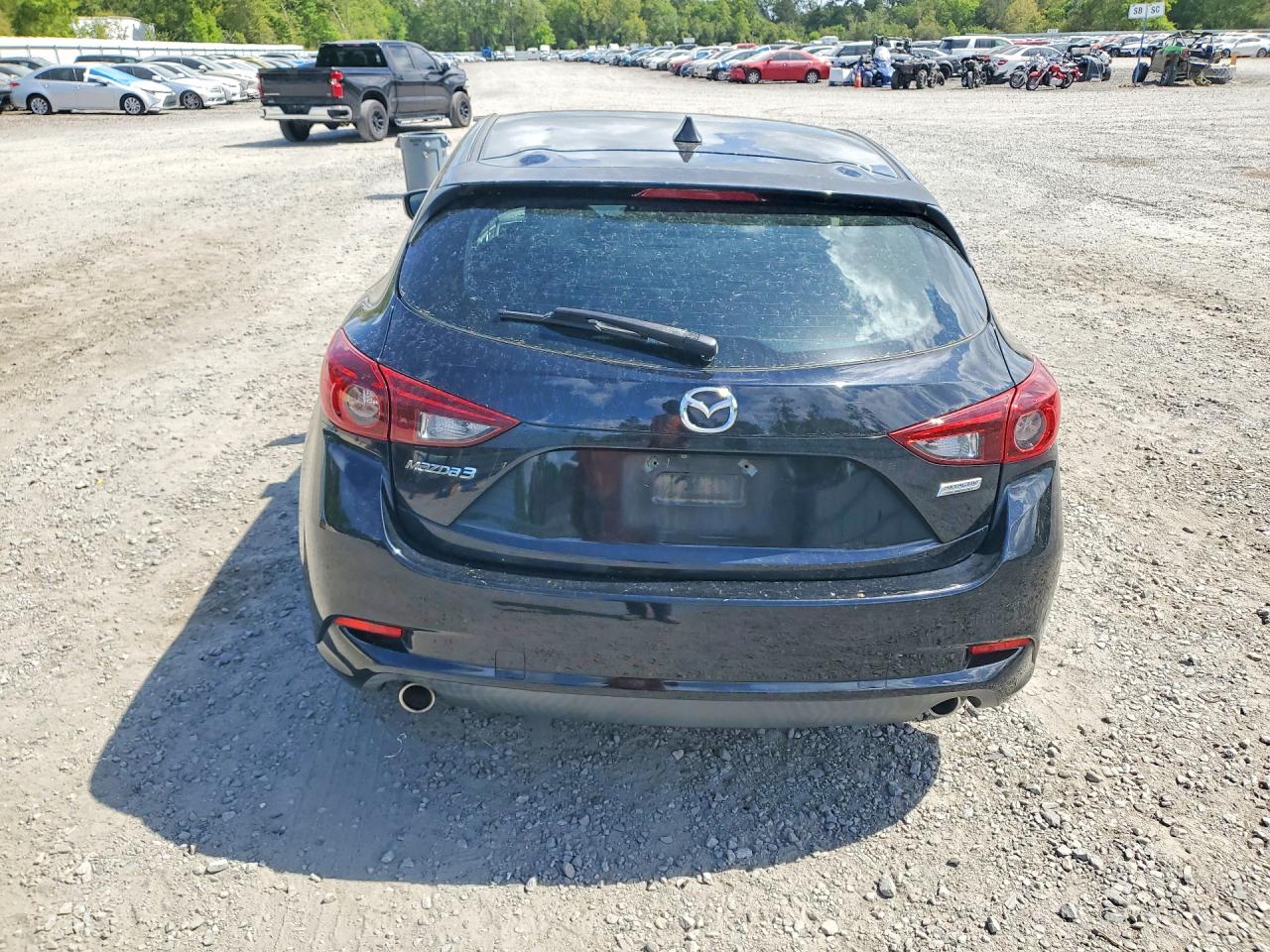 2017 MAZDA 3 SPORT photo 11