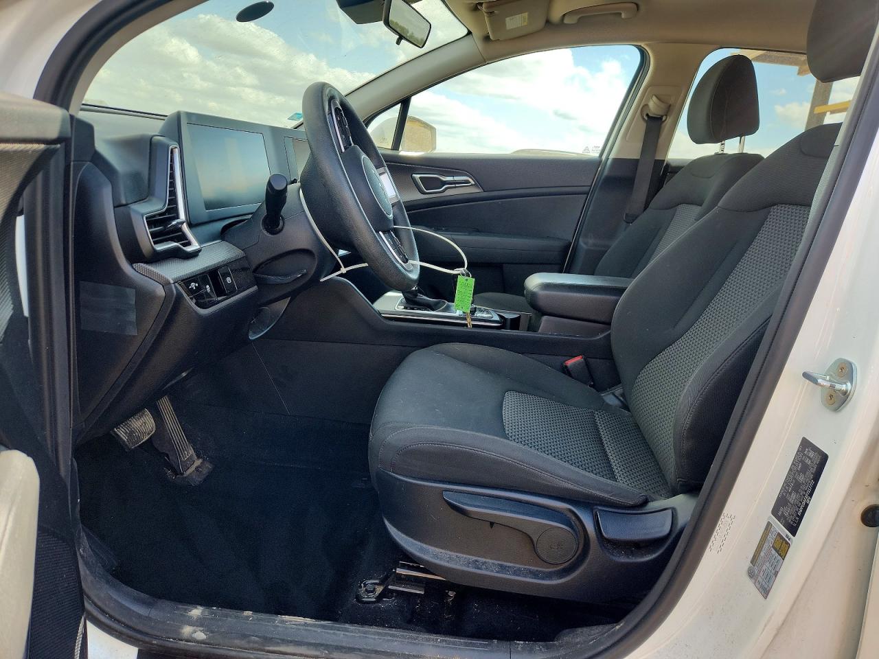 2023 KIA SPORTAGE LX photo 13