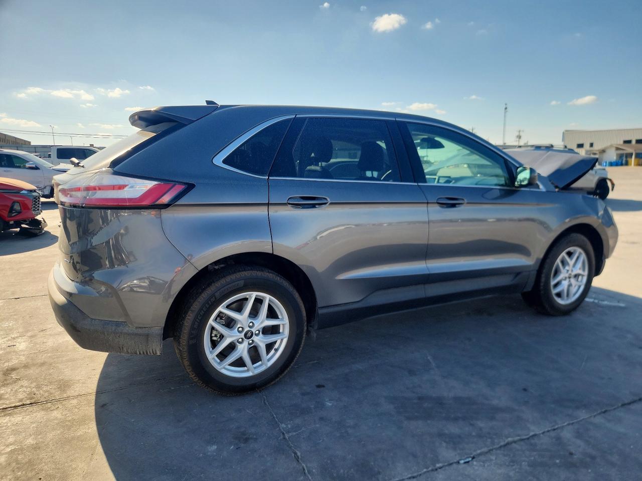 2024 FORD EDGE SEL photo 5