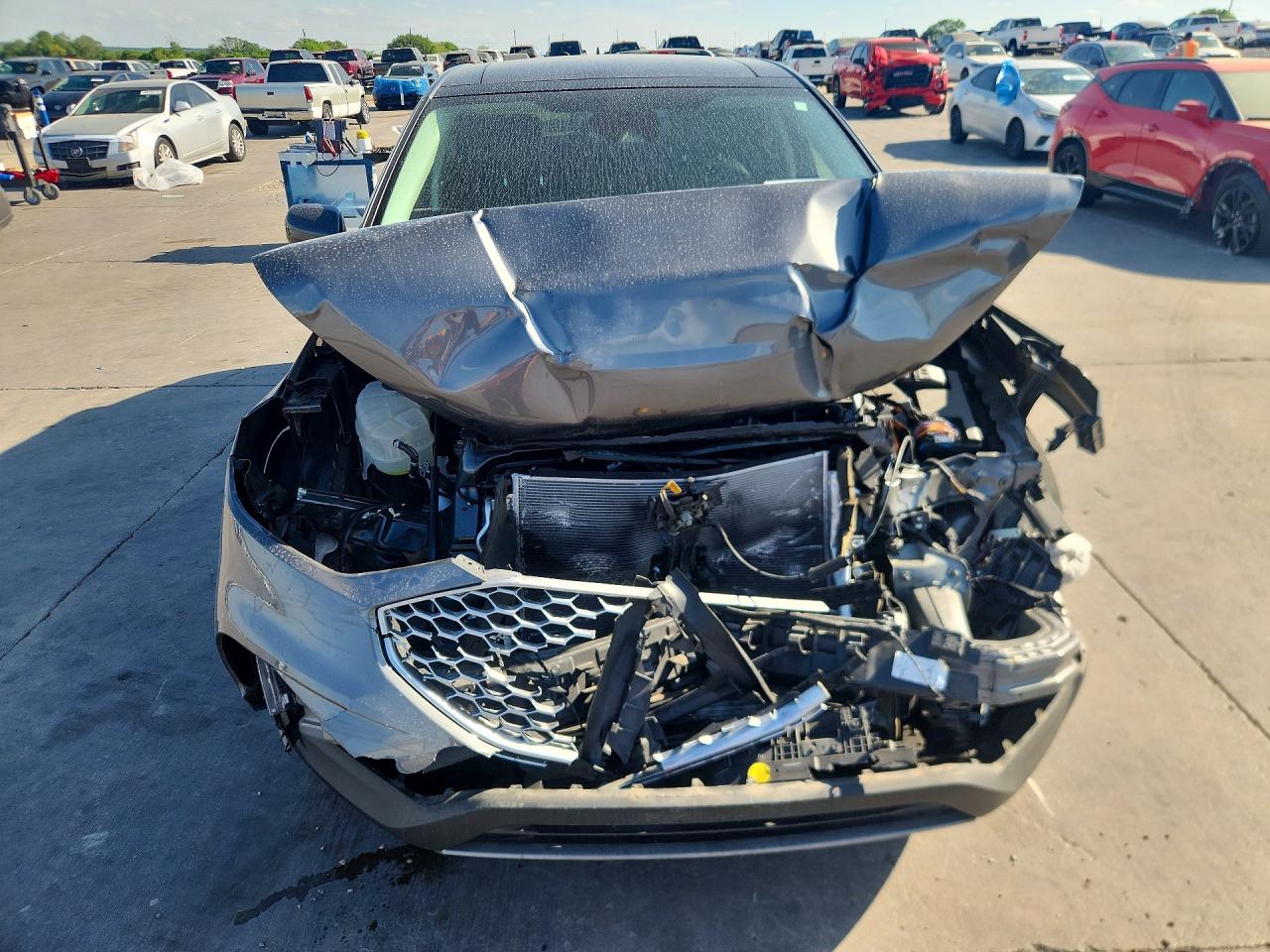 2024 FORD EDGE SEL photo 9
