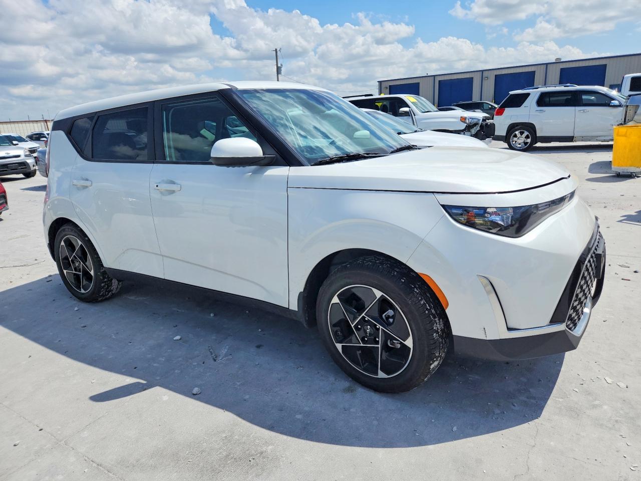 2025 KIA SOUL EX photo 7