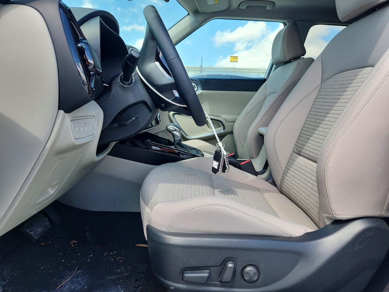 2025 KIA SOUL EX photo 13
