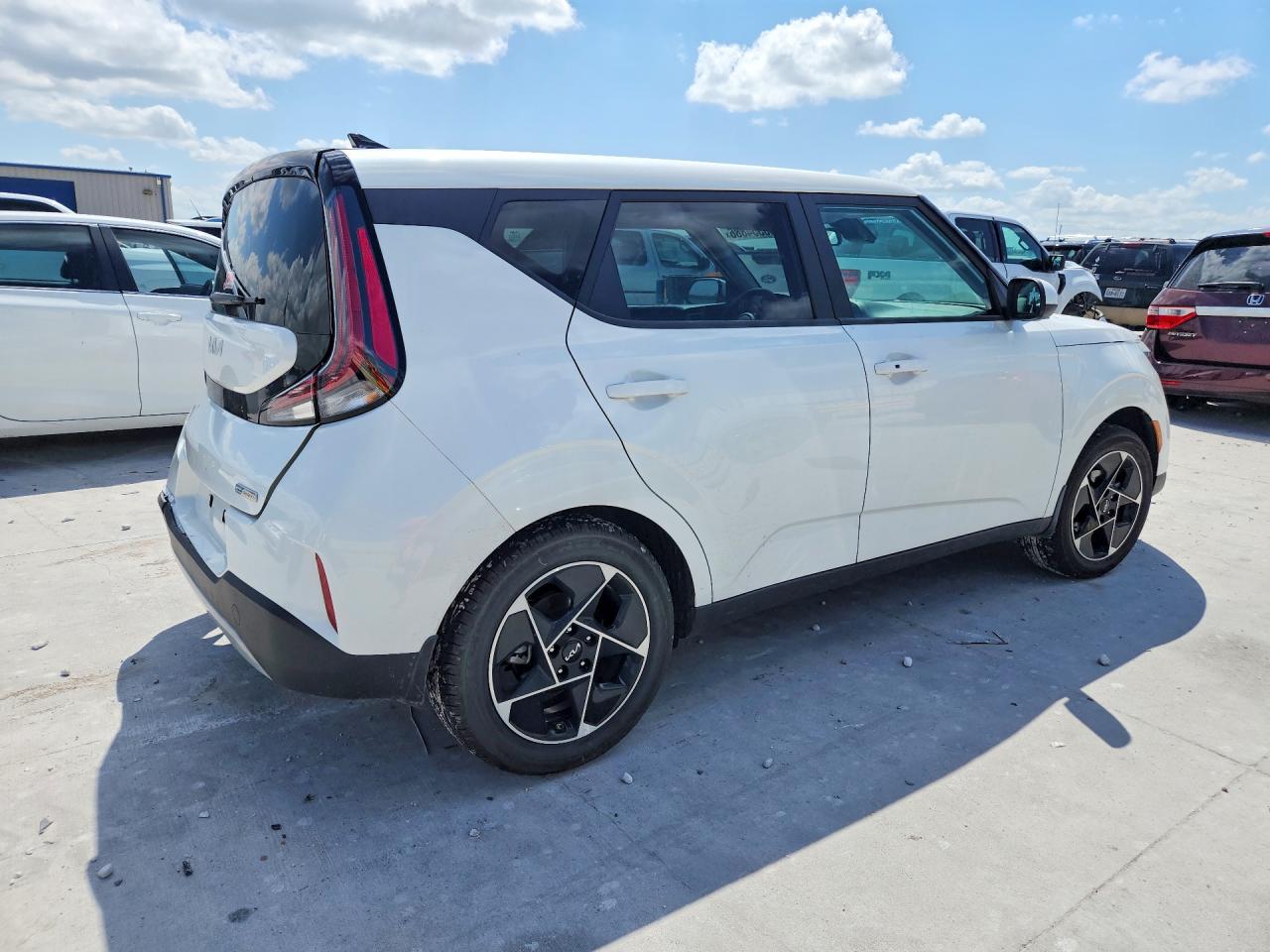 2025 KIA SOUL EX photo 5