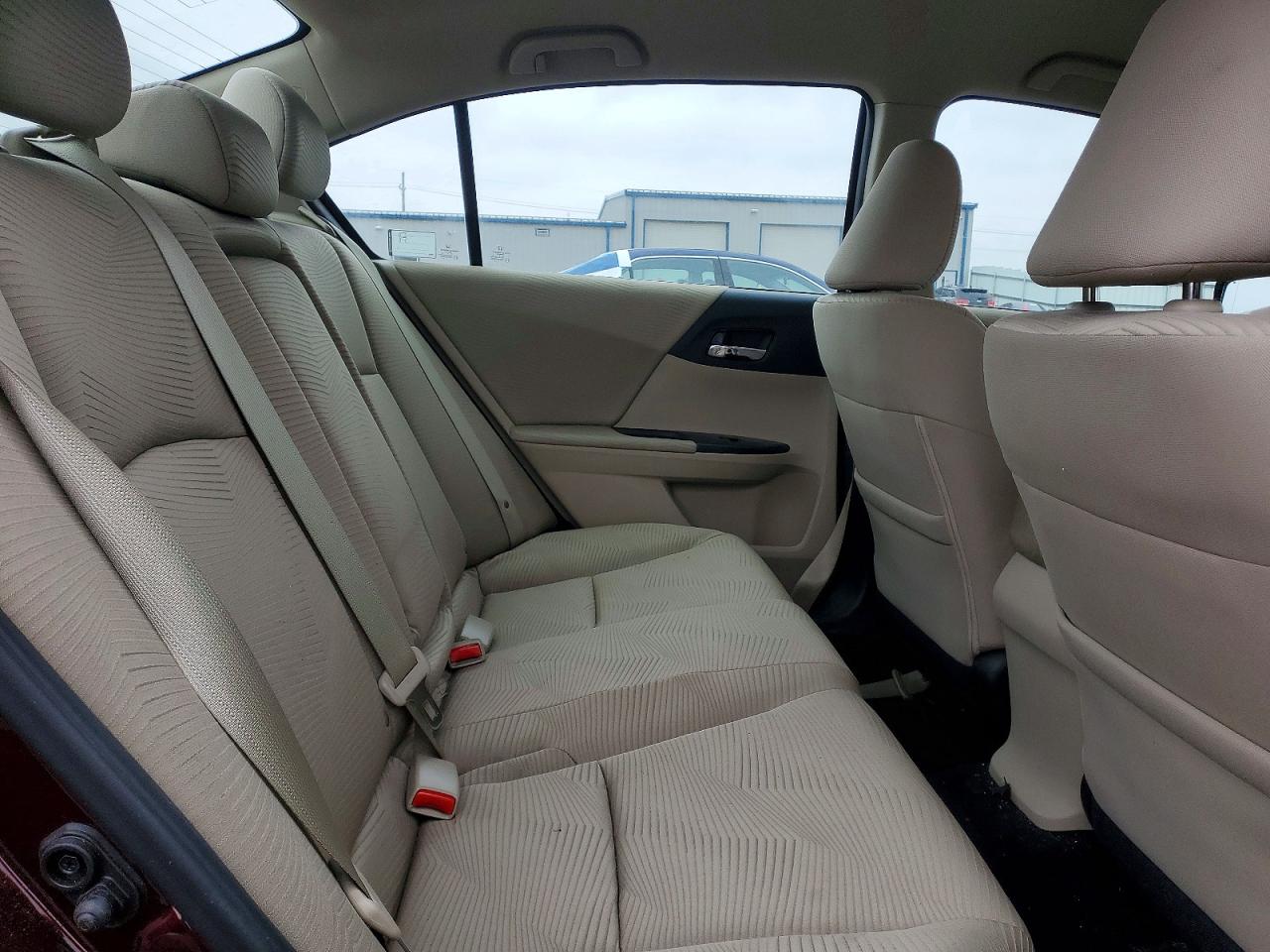 2015 HONDA ACCORD LX photo 19