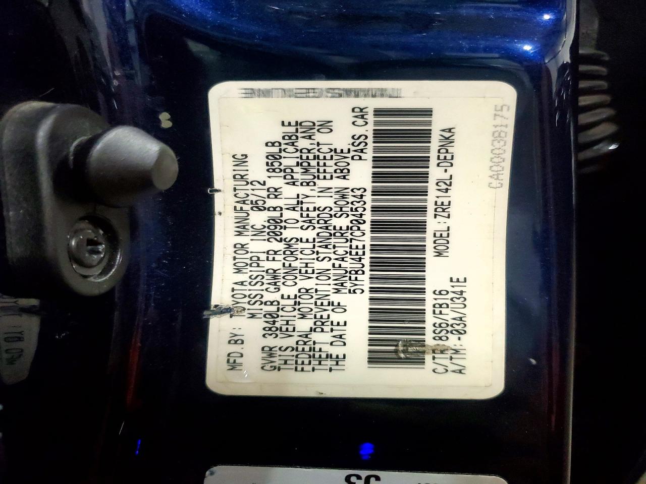 2012 TOYOTA COROLLA LE photo 37