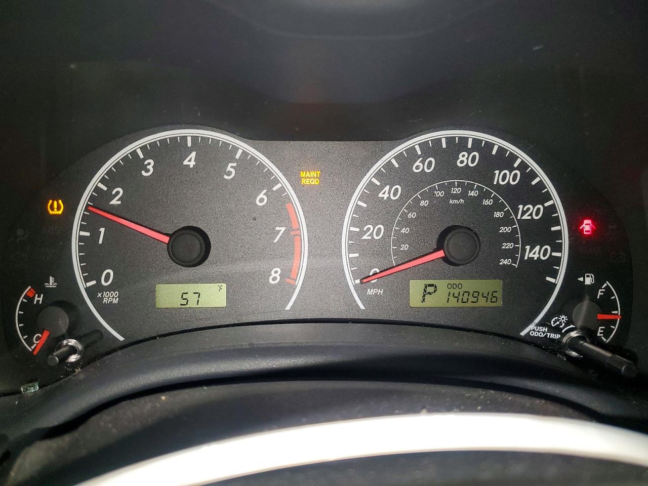 2012 TOYOTA COROLLA LE photo 25