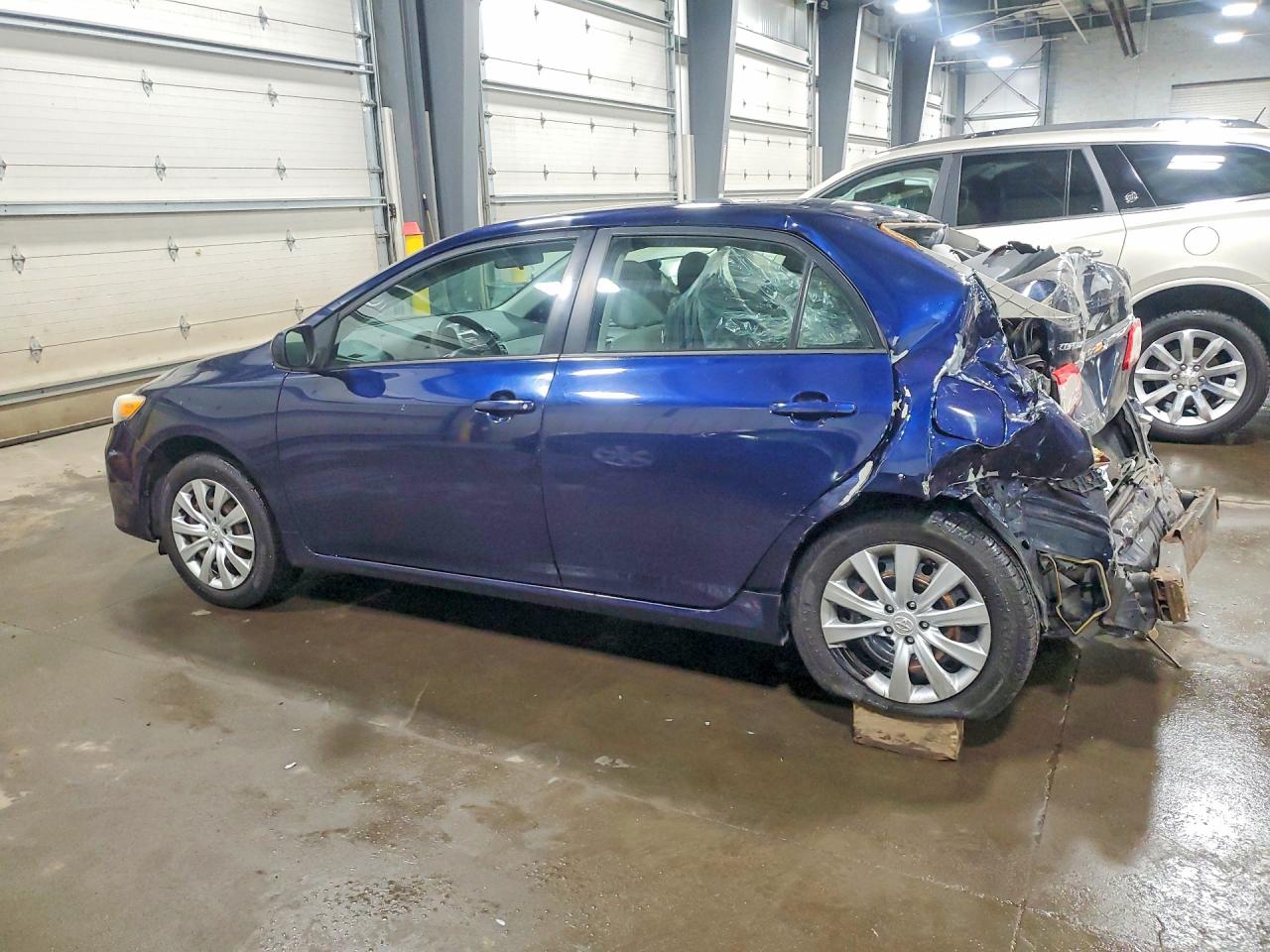 2012 TOYOTA COROLLA LE photo 4