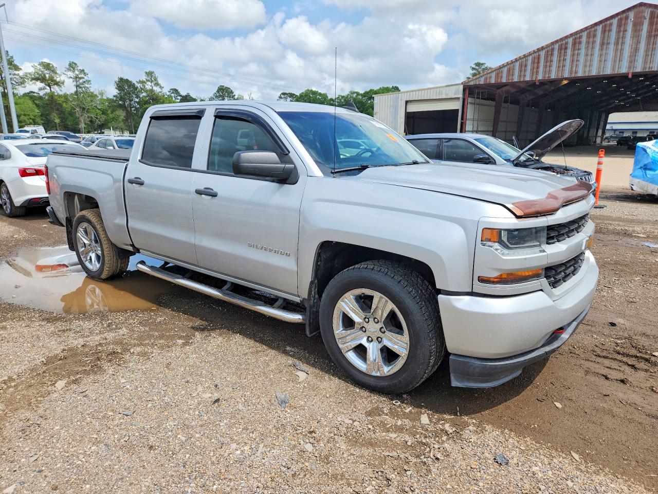 2018 CHEVROLET SILVERADO C1500 CUSTOM photo 4