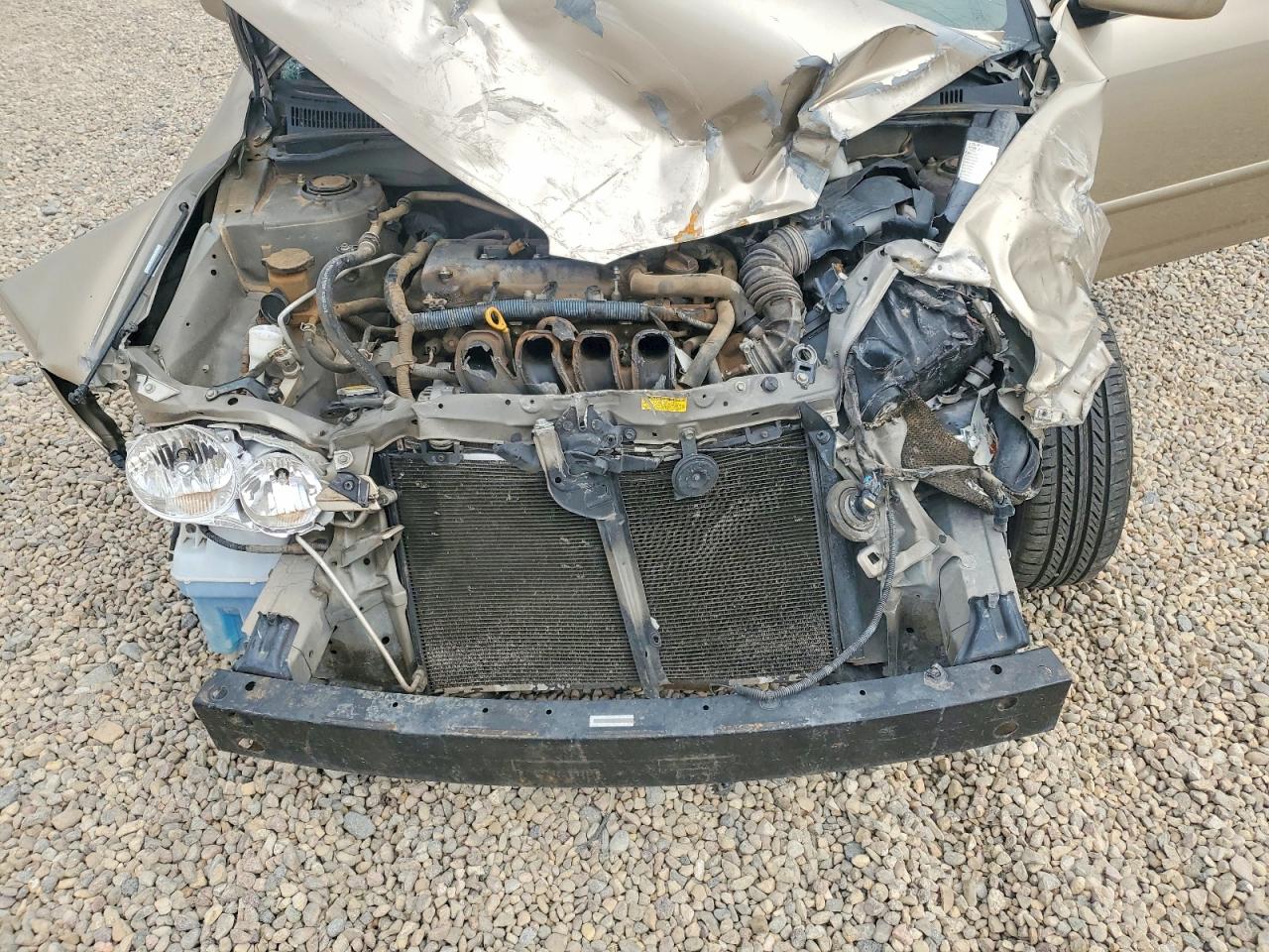 2005 TOYOTA COROLLA LE photo 21
