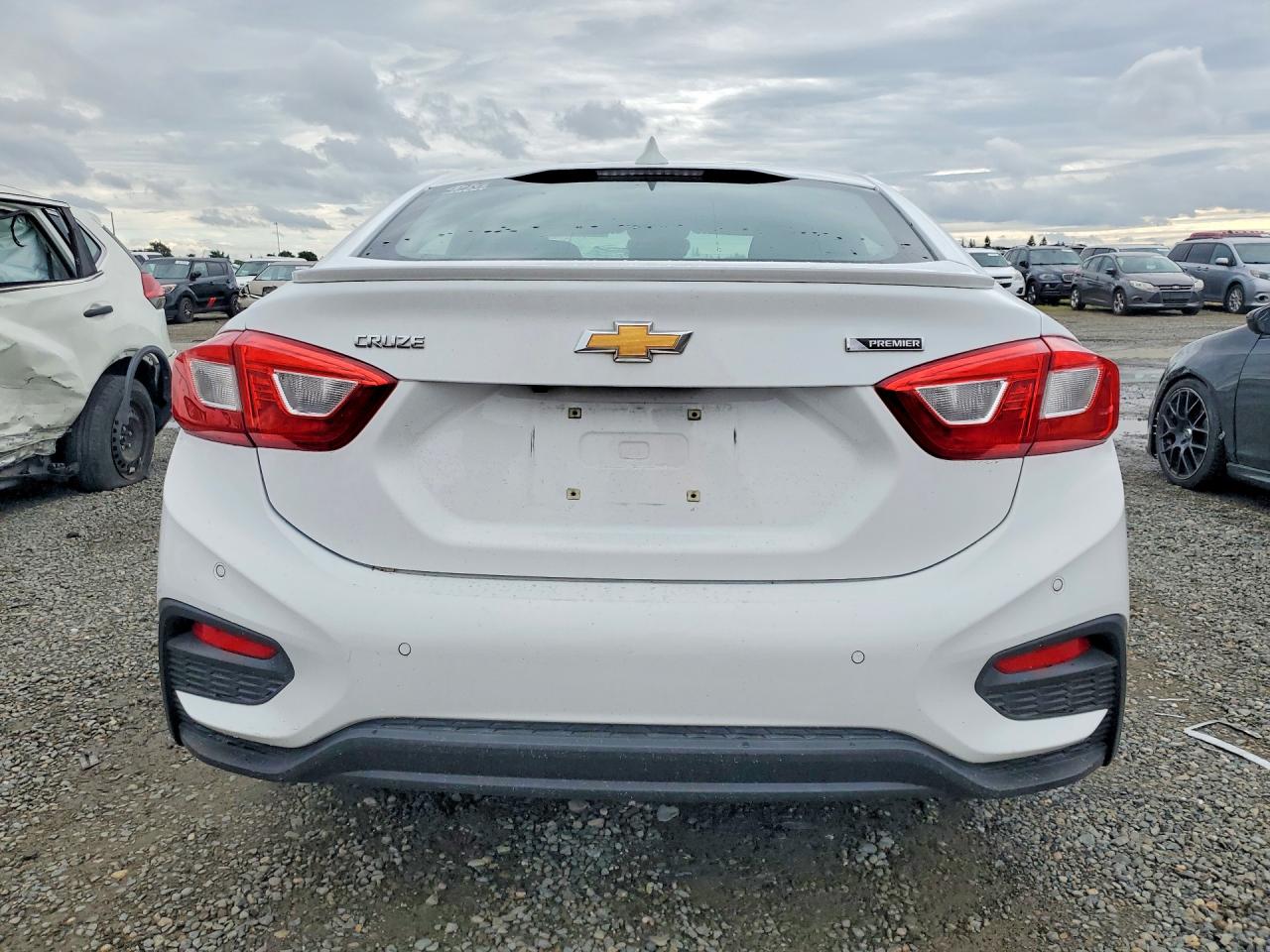 2016 CHEVROLET CRUZE PREMIER photo 11