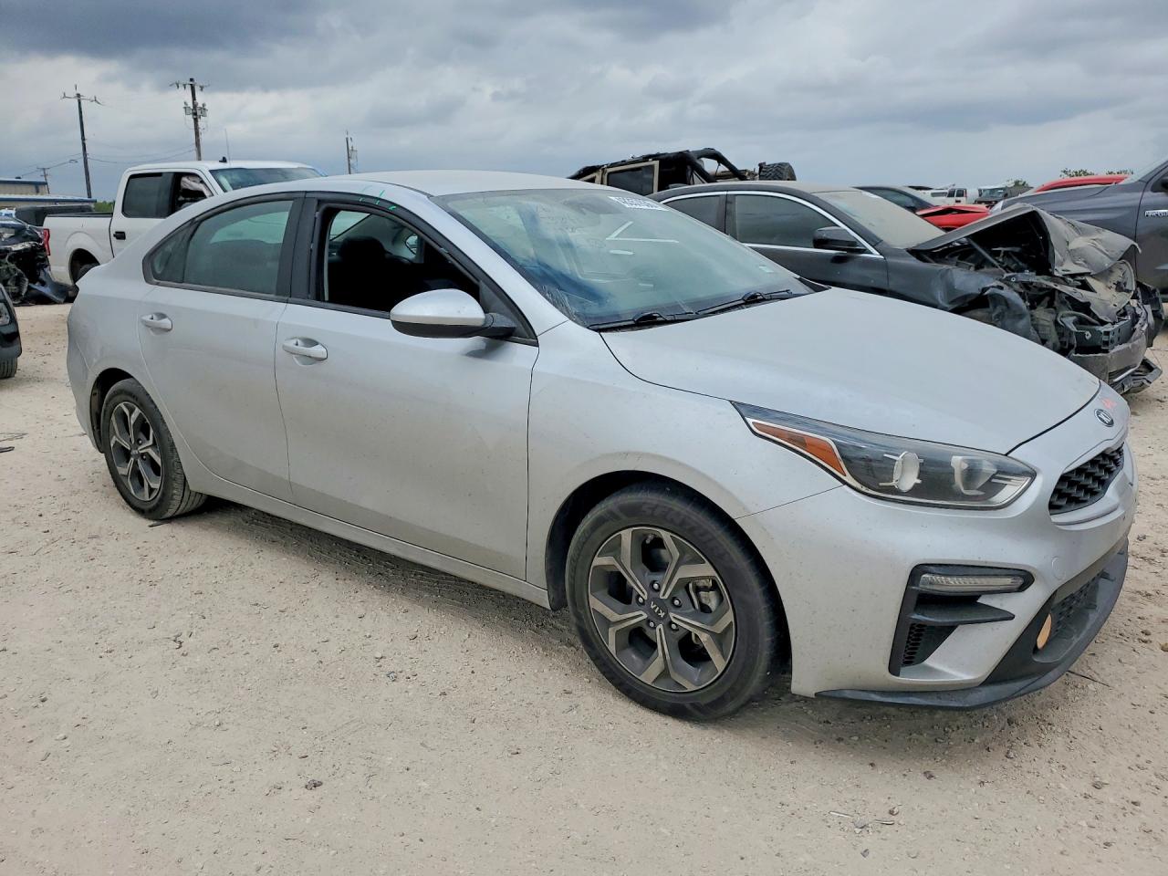 2020 KIA FORTE LXS photo 4