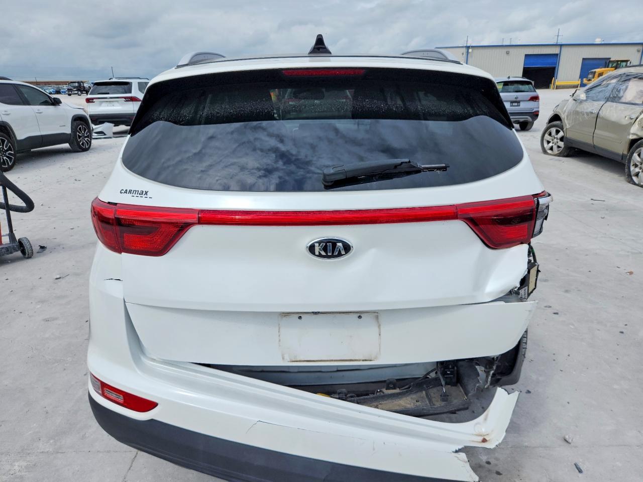2017 KIA SPORTAGE EX photo 11
