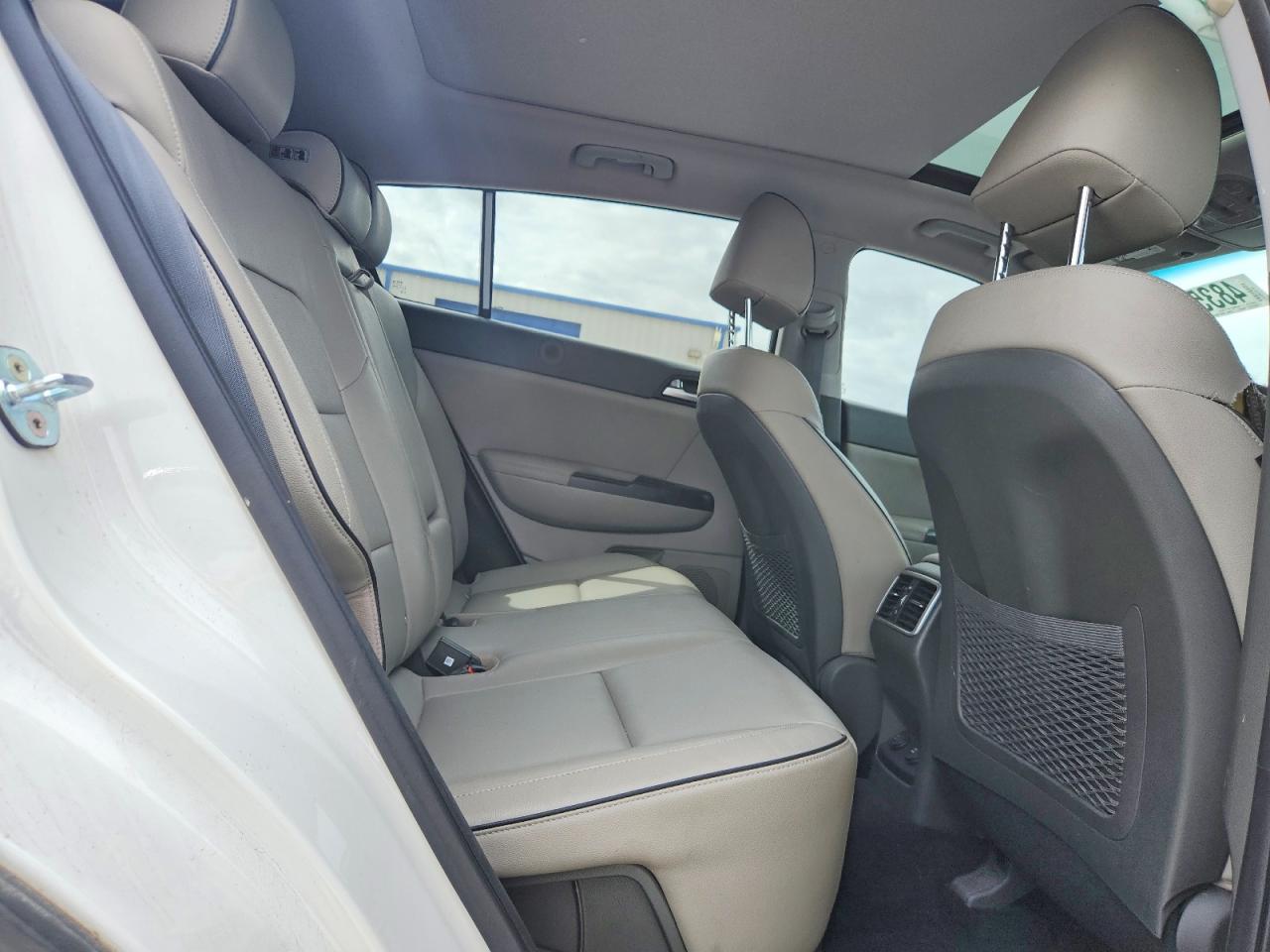 2017 KIA SPORTAGE EX photo 21