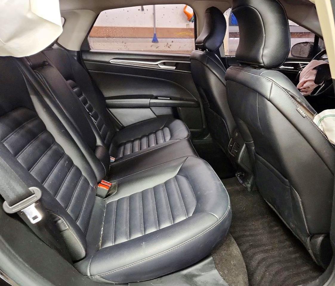 2019 FORD FUSION SEL photo 19
