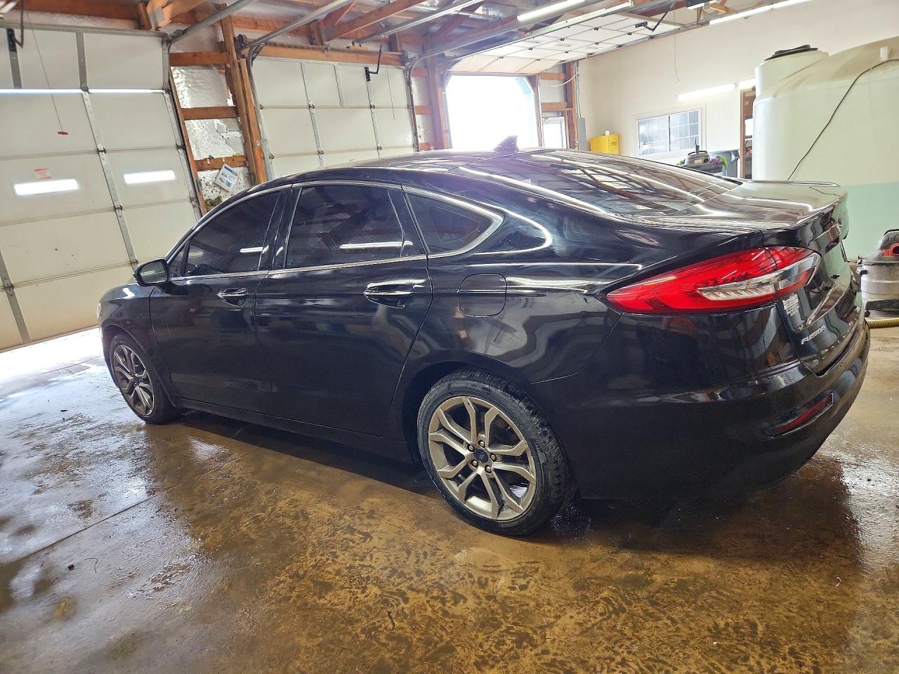 2019 FORD FUSION SEL photo 3