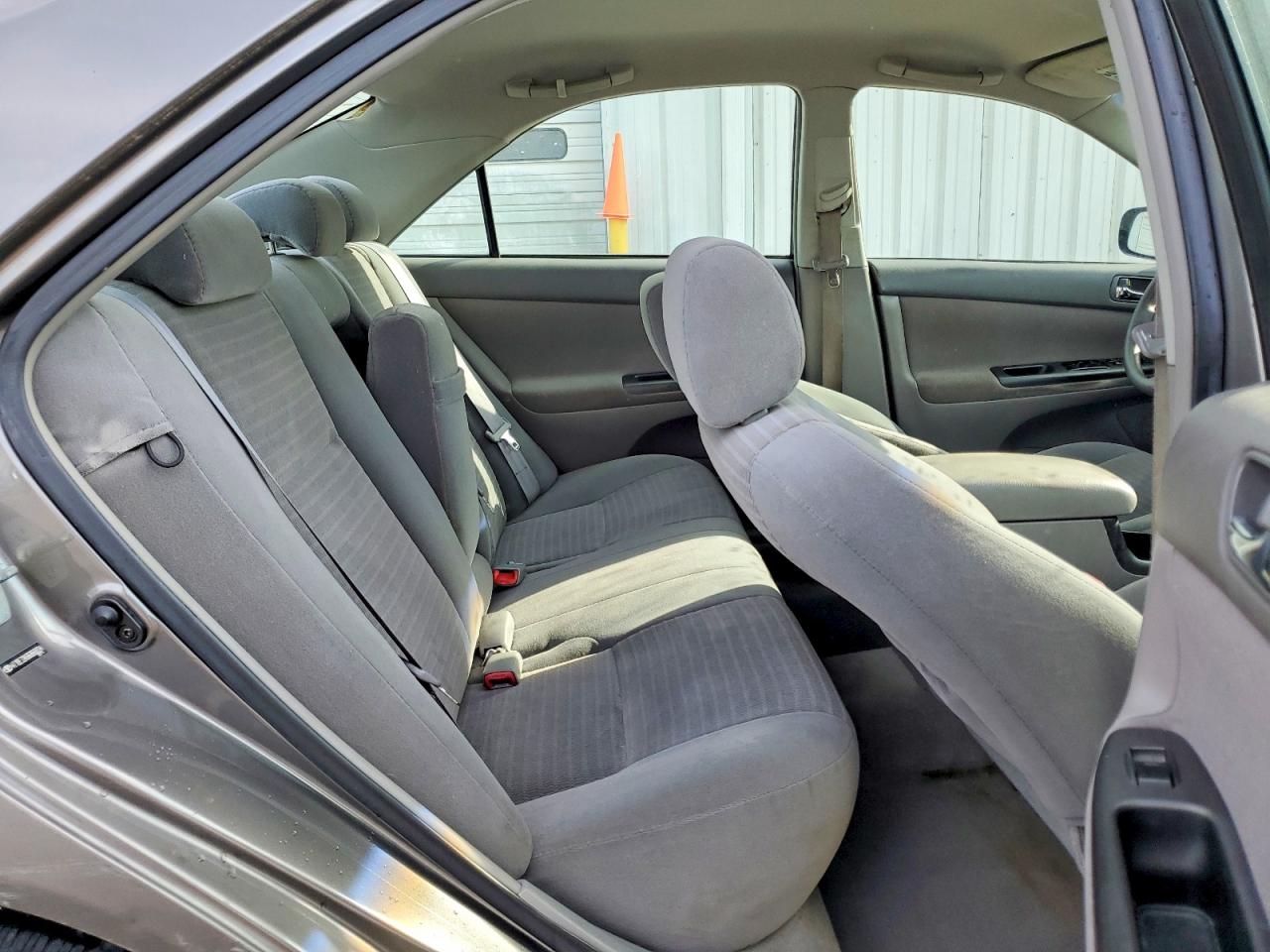 2006 TOYOTA CAMRY STANDARD photo 28