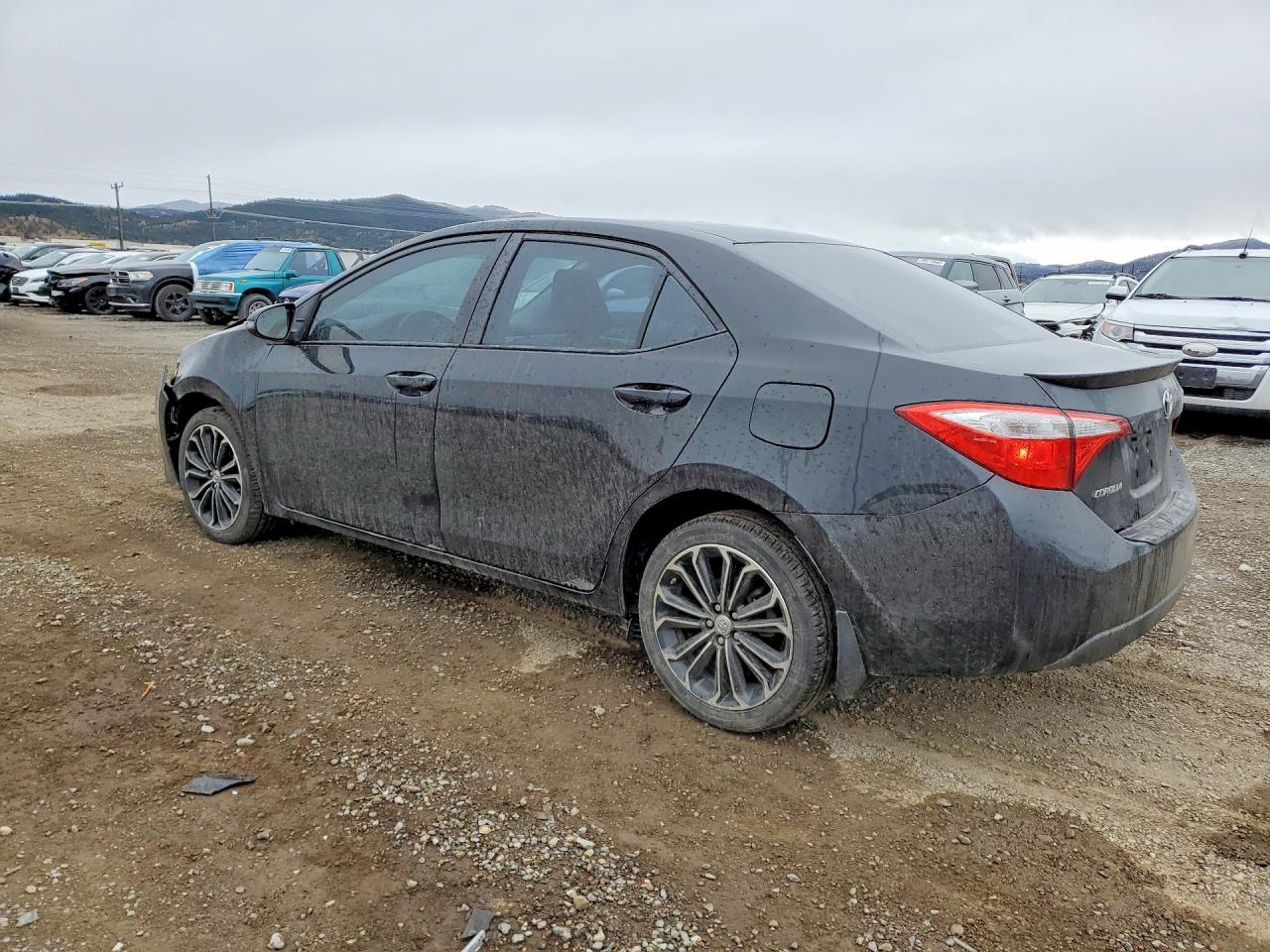2015 TOYOTA COROLLA S PLUS photo 4