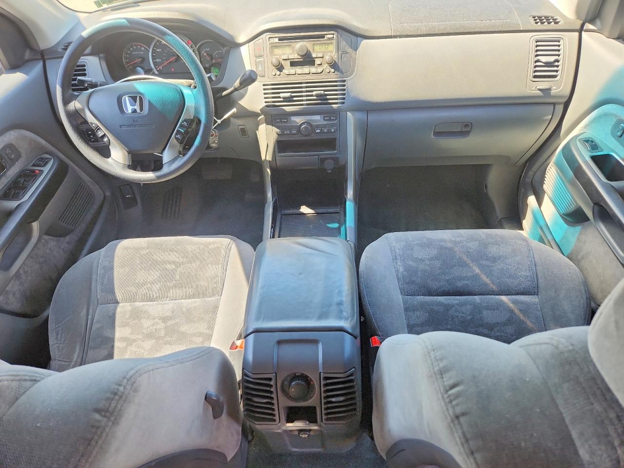 2004 HONDA PILOT EX photo 22