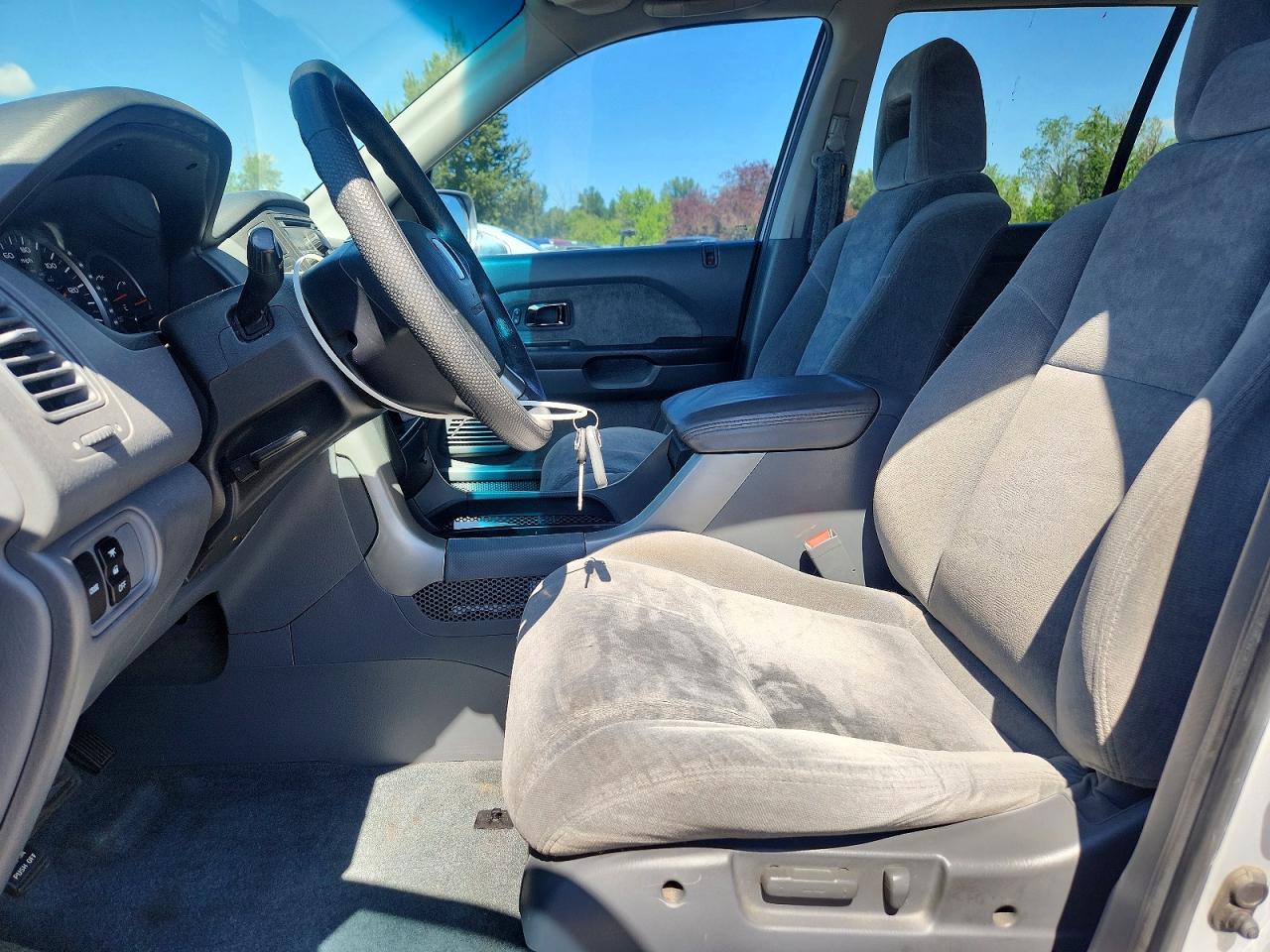 2004 HONDA PILOT EX photo 19