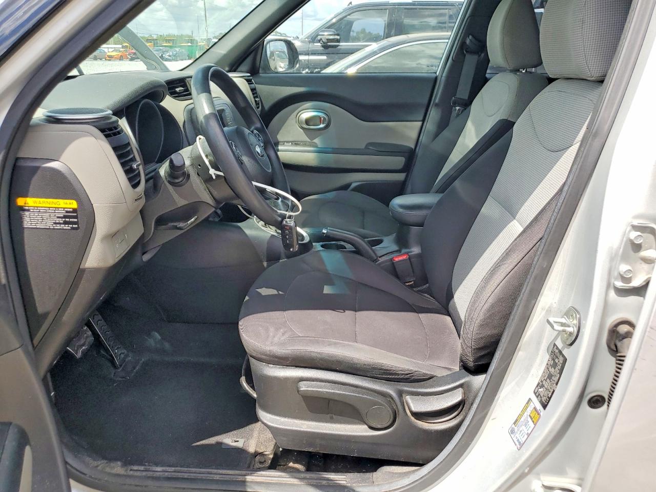 2014 KIA SOUL BASE photo 13