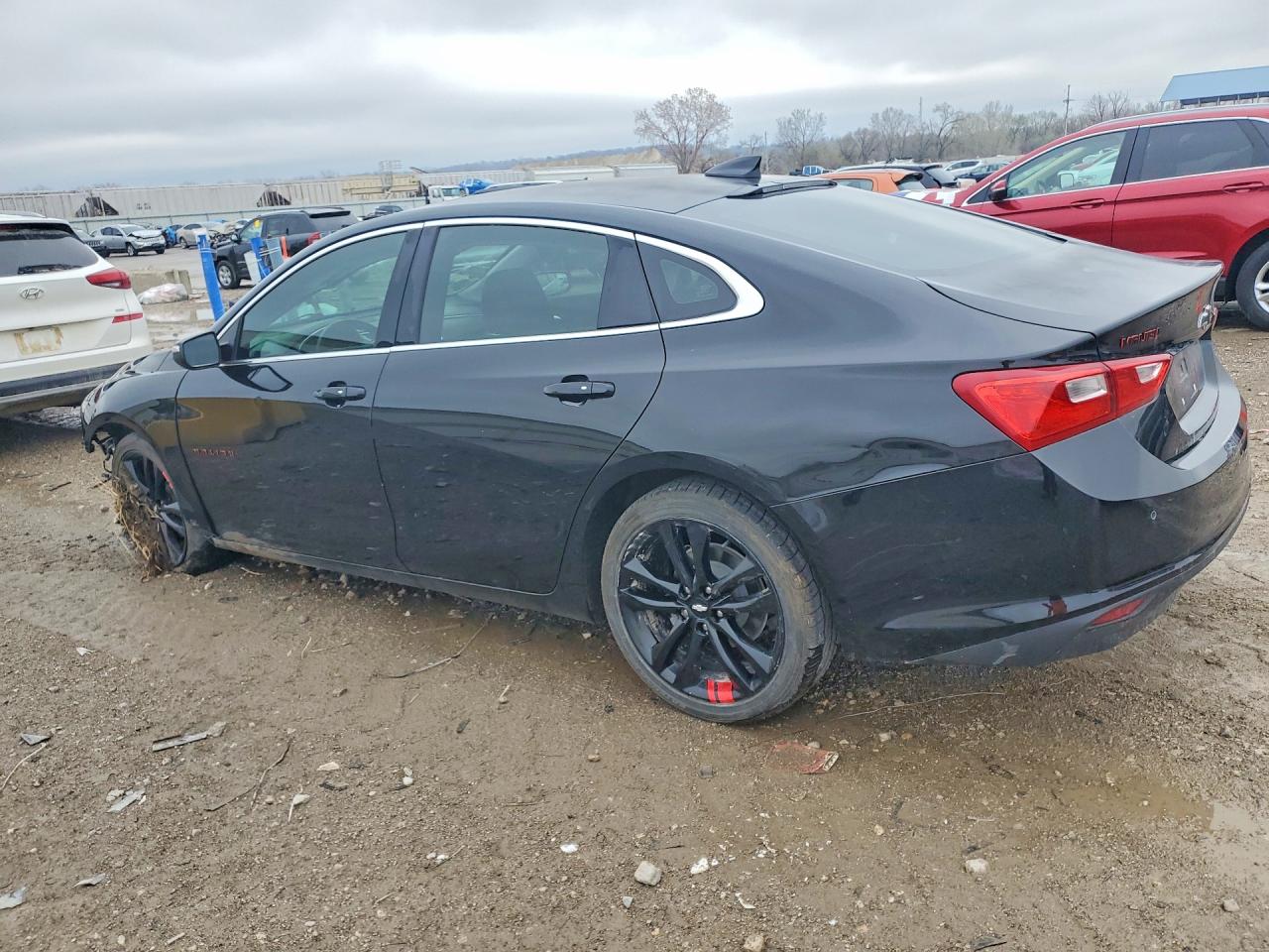 2018 CHEVROLET MALIBU LT photo 3
