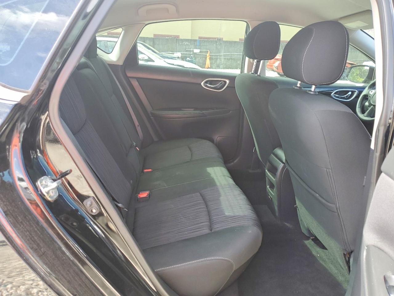 2019 NISSAN SENTRA SV photo 10