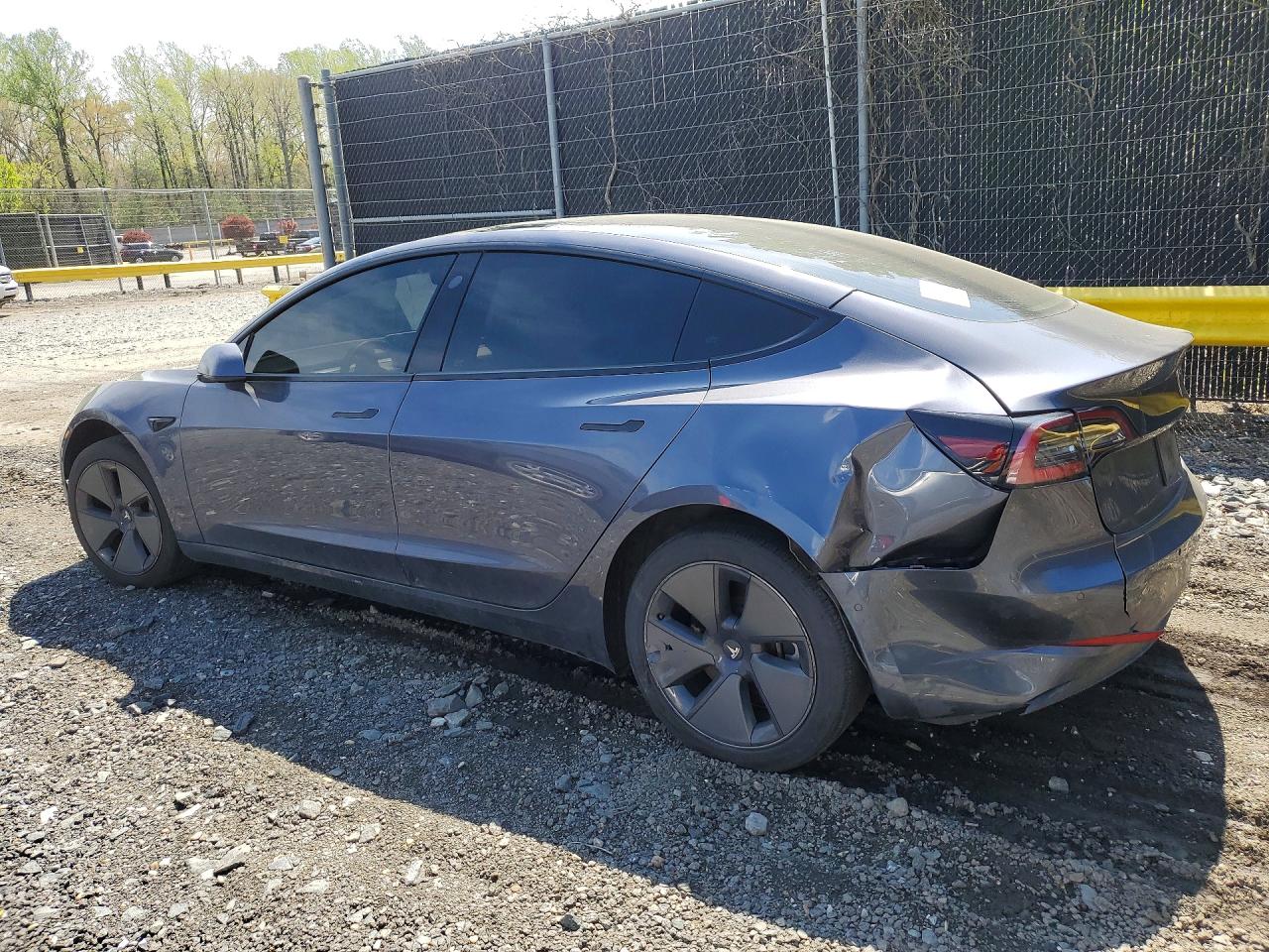 2022 TESLA MODEL 3 photo 3