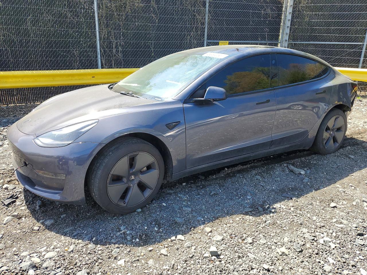 2022 TESLA MODEL 3