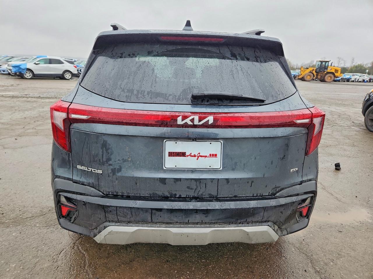 2025 KIA SELTOS EX photo 11