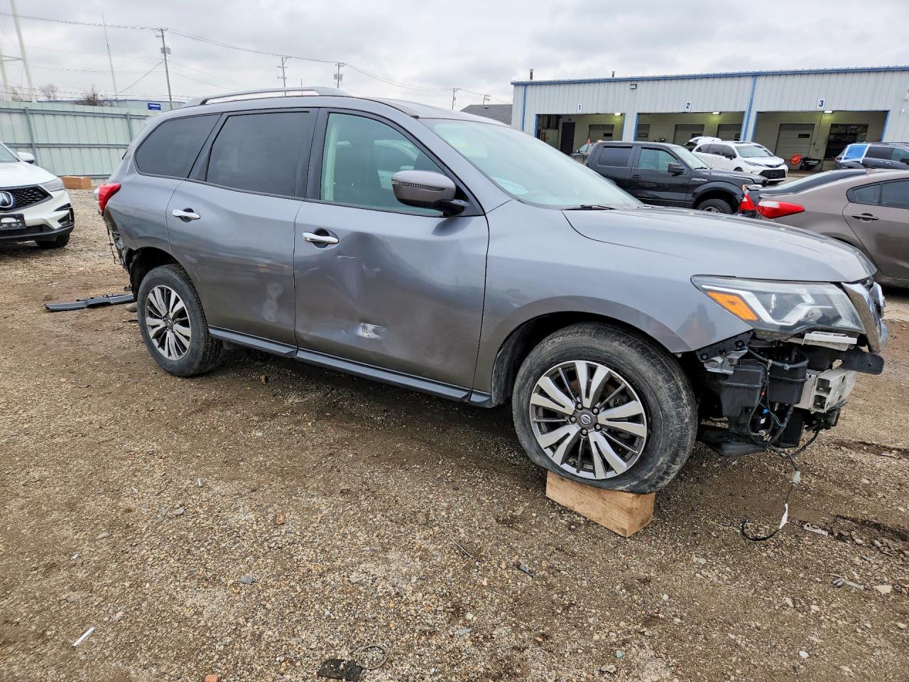 2020 NISSAN PATHFINDER SV photo 10